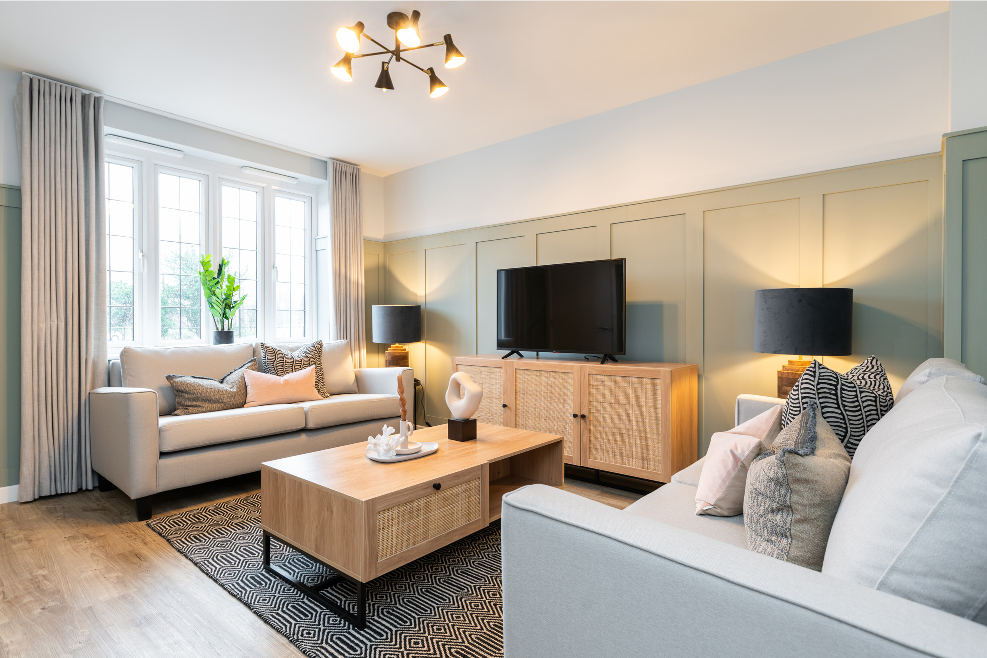 New 2, 3 and 4 bedroom houses and 3 bedroom bungalows for sale in