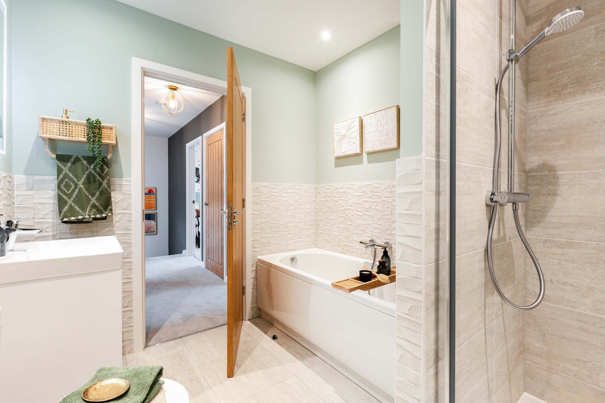 Buy 4 bedroom house Evesham Gate at Evesham Bloor Homes