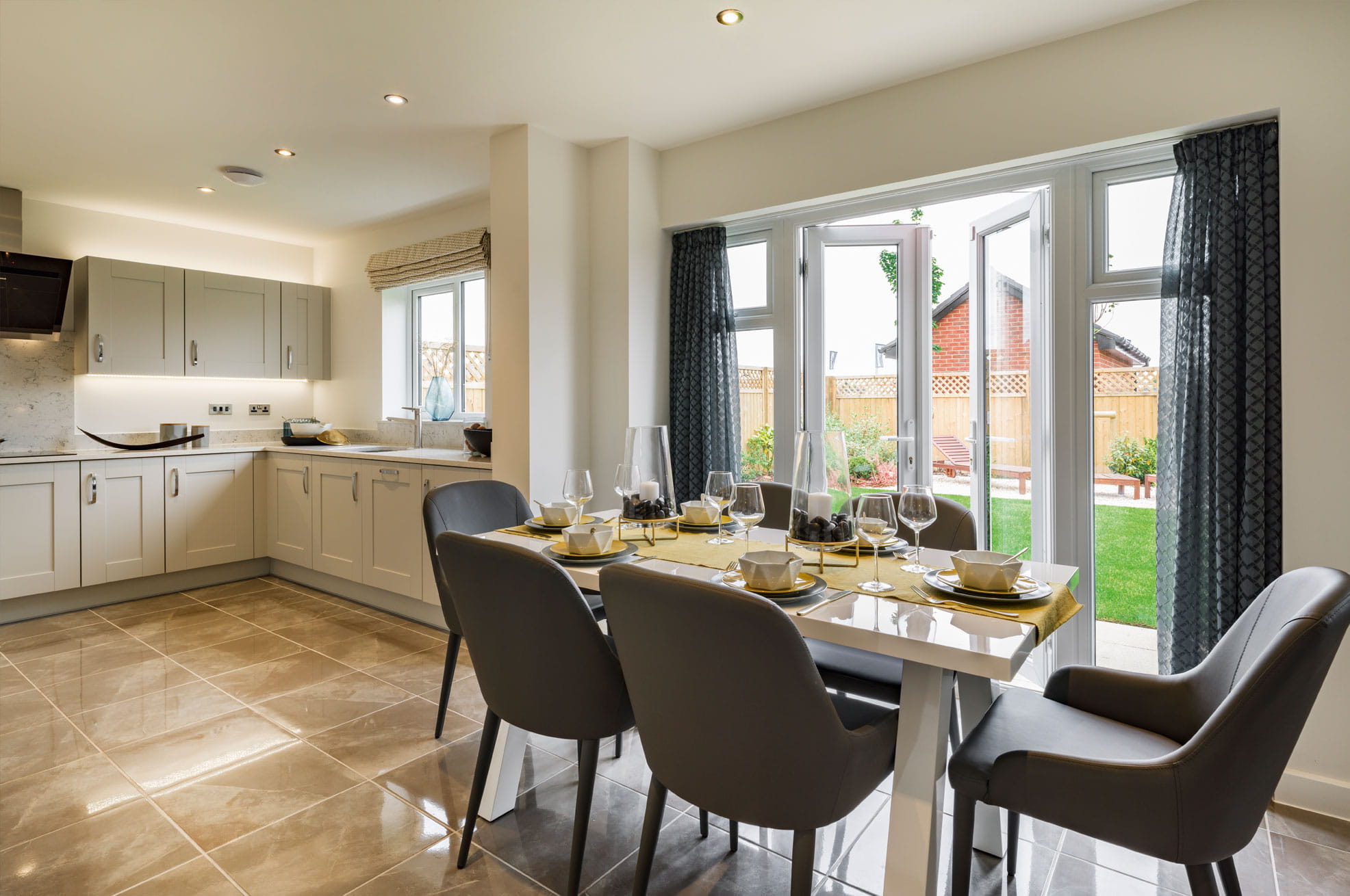 Buy 4 bedroom house Evesham Gate at Evesham Bloor Homes