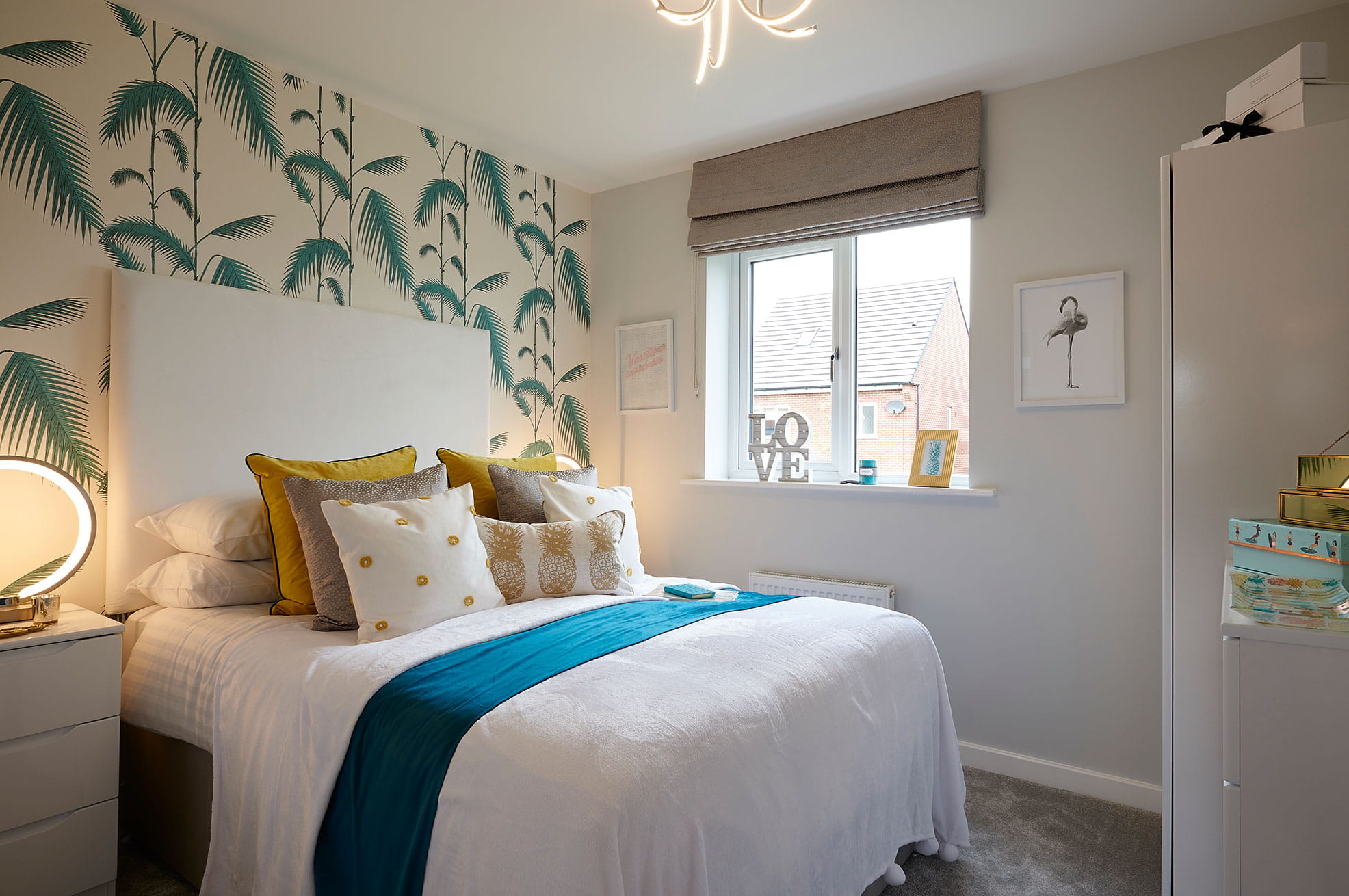 Buy 3 bedroom house Hilltop View at Chippenham Bloor Homes