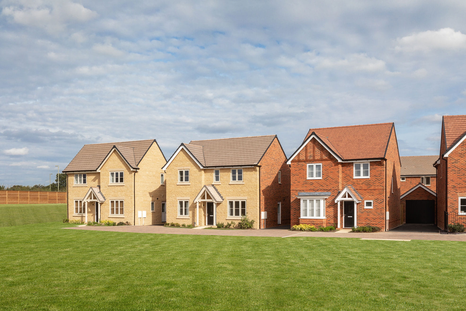 Buy 4 bedroom house Kingston Park at Kingston Bagpuize Bloor Homes